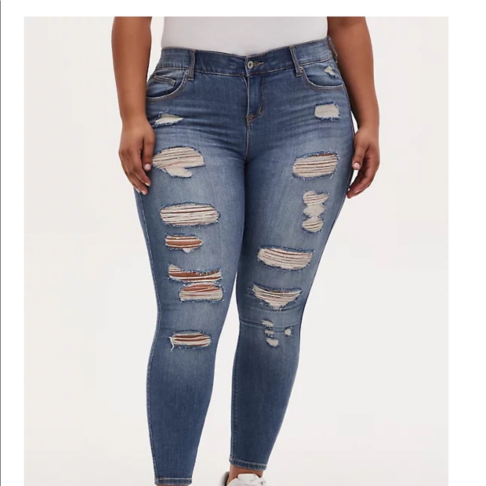 TORRID Bombshell Skinny